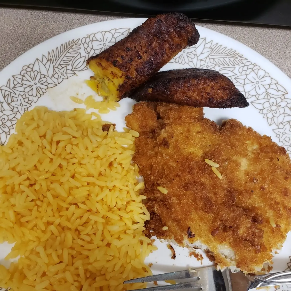 Yellow Rice Fried Plantains