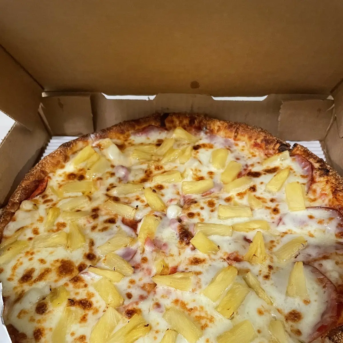 Hawaiian Pizza
