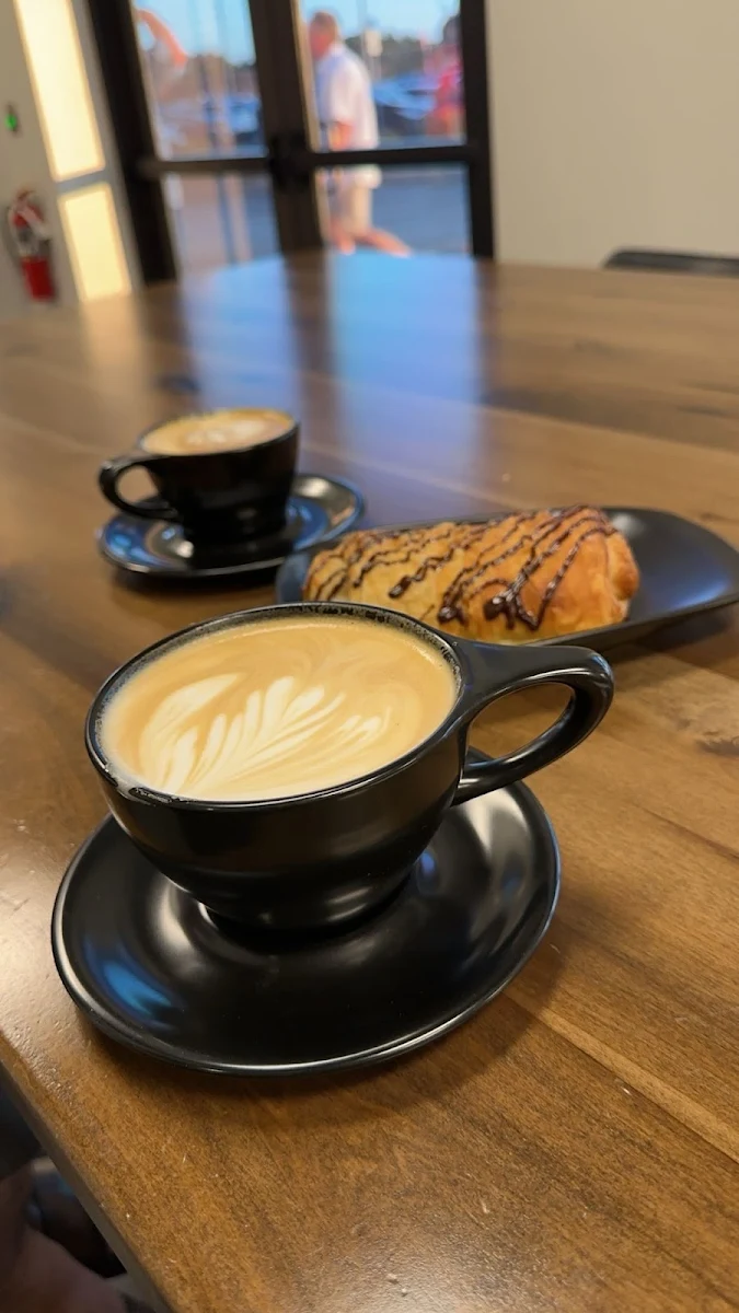 Latte with White Chocolate Mocha