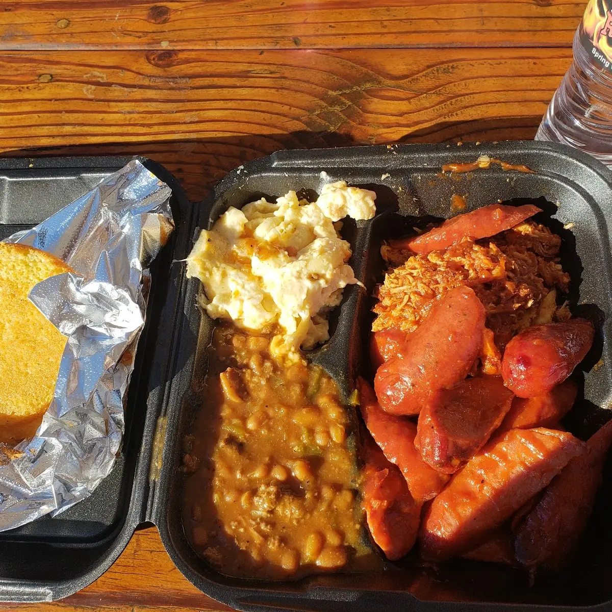 Macaroni and Cheese Cornbread