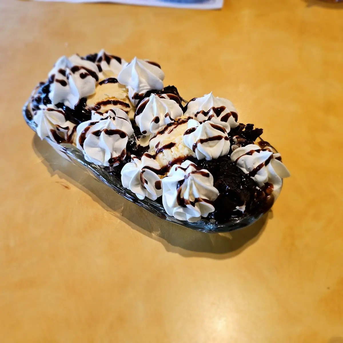 Fudge Brownie Sundae Delight