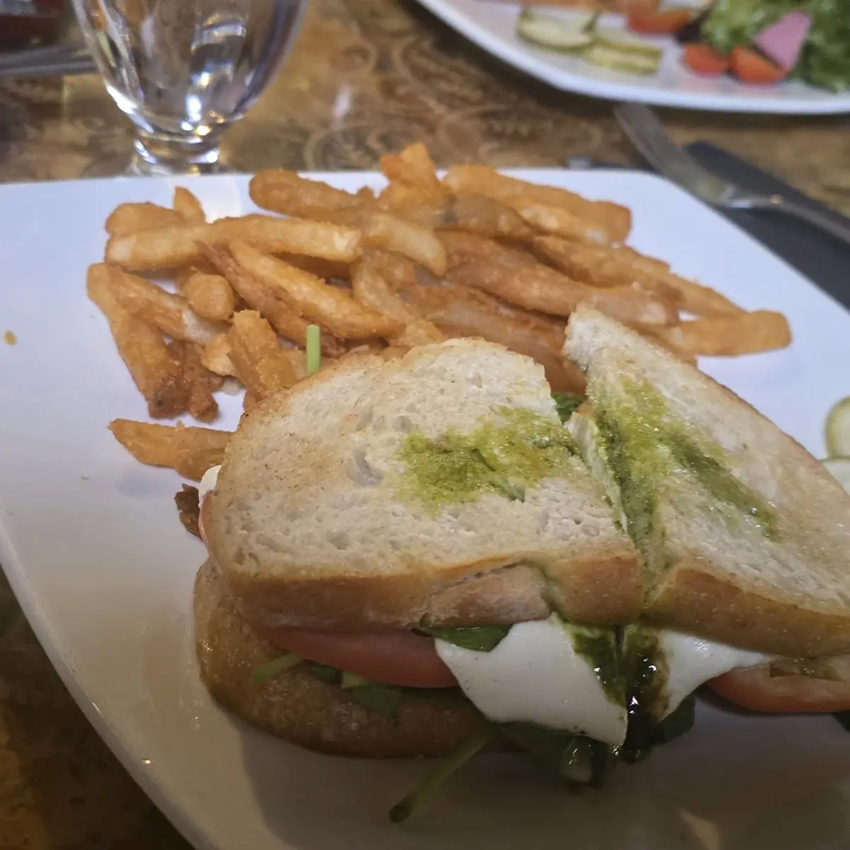 Caprese Sandwich