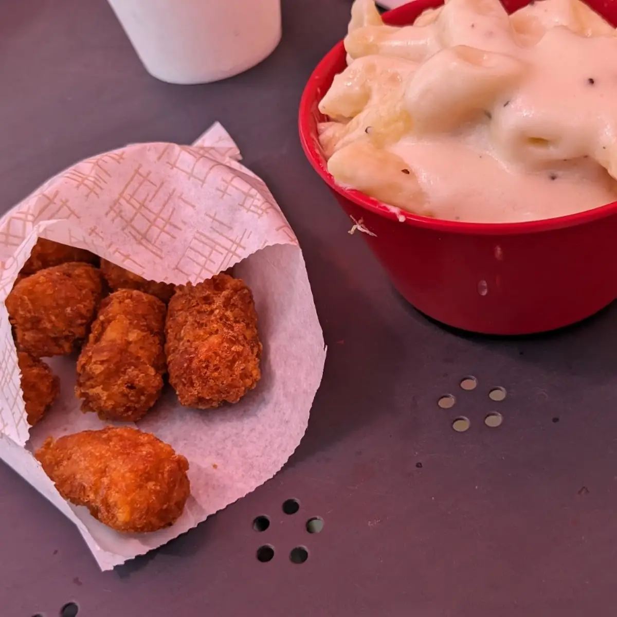 Mac N Cheese with Tots