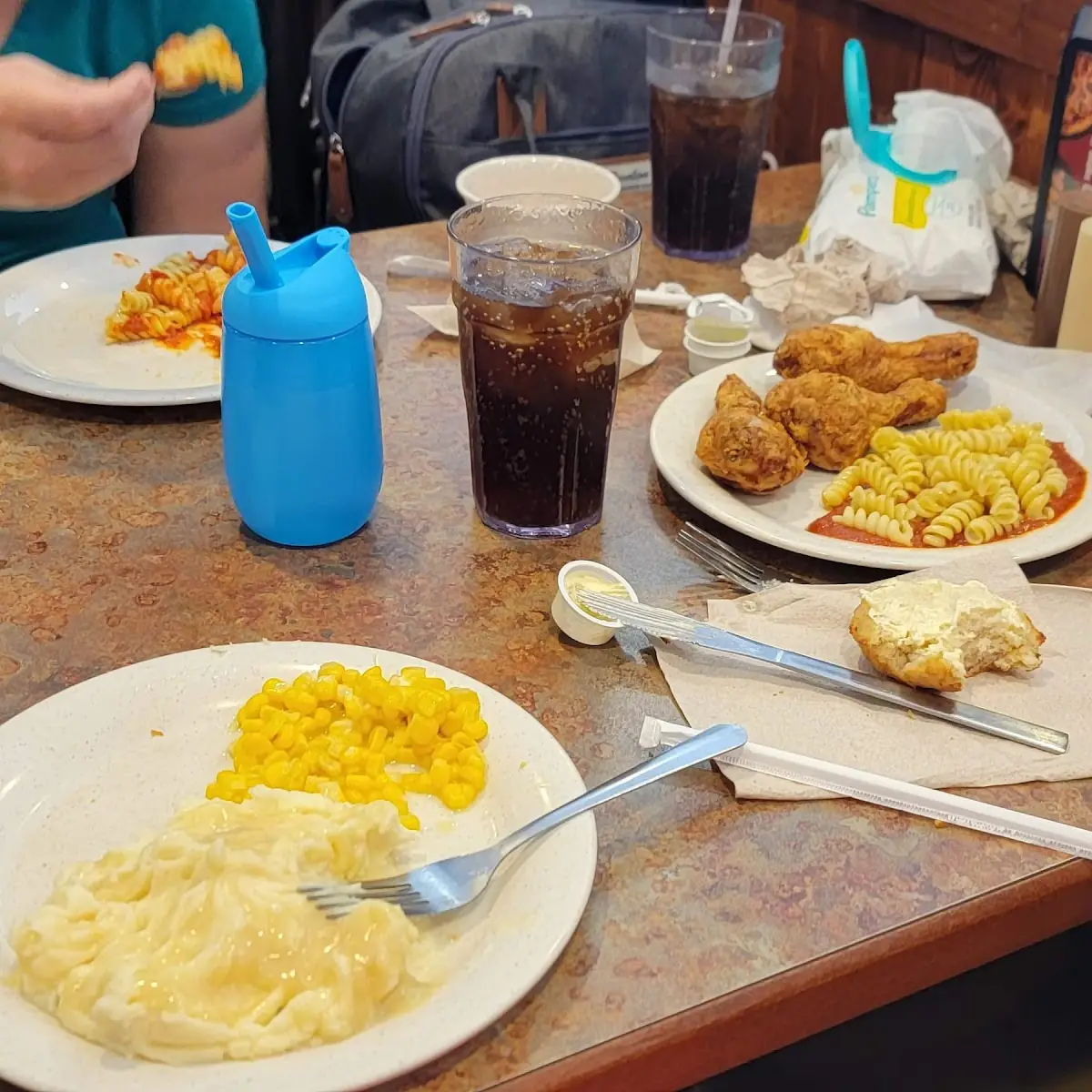 Fried Chicken Mashed Potatoes and Gravy Corn Rotini Noodles with Sauce Biscuits
