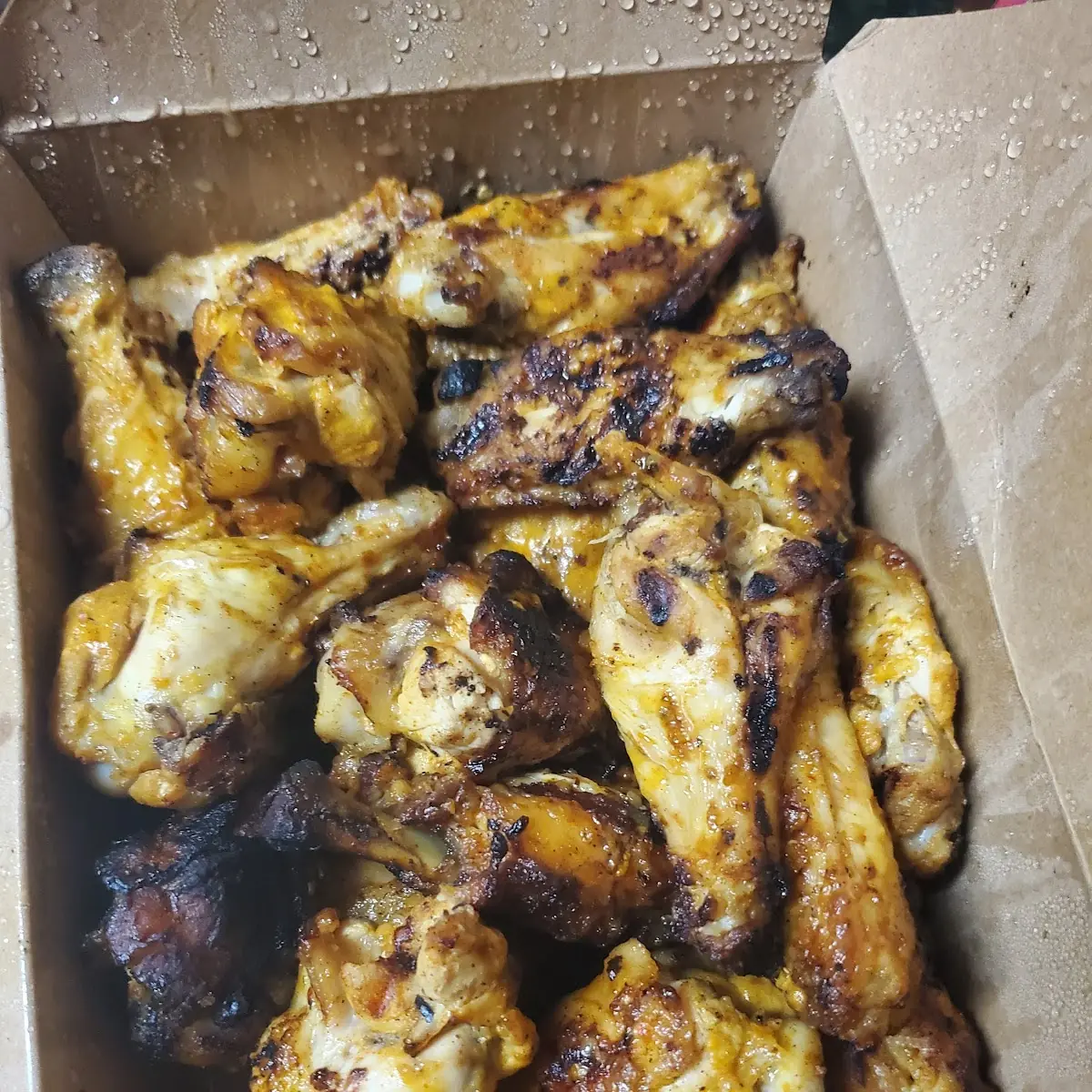 Nandino's 3 Chicken Wings & 1 Side