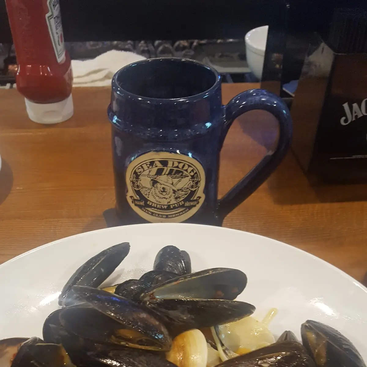 Spicy Clams & Mussels