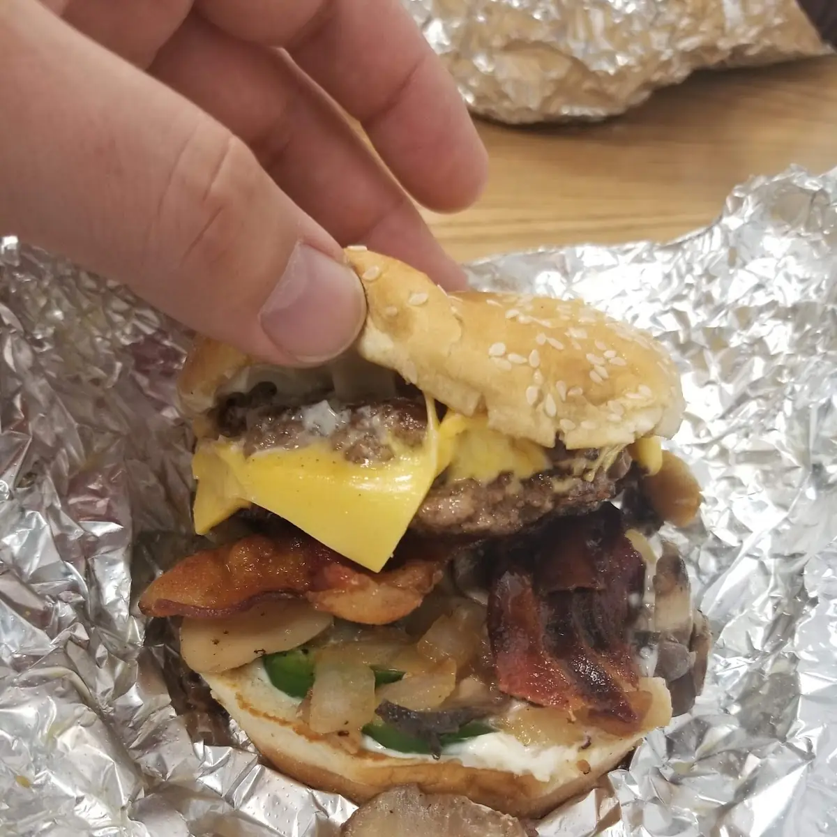 Cheese Burger with Beacon