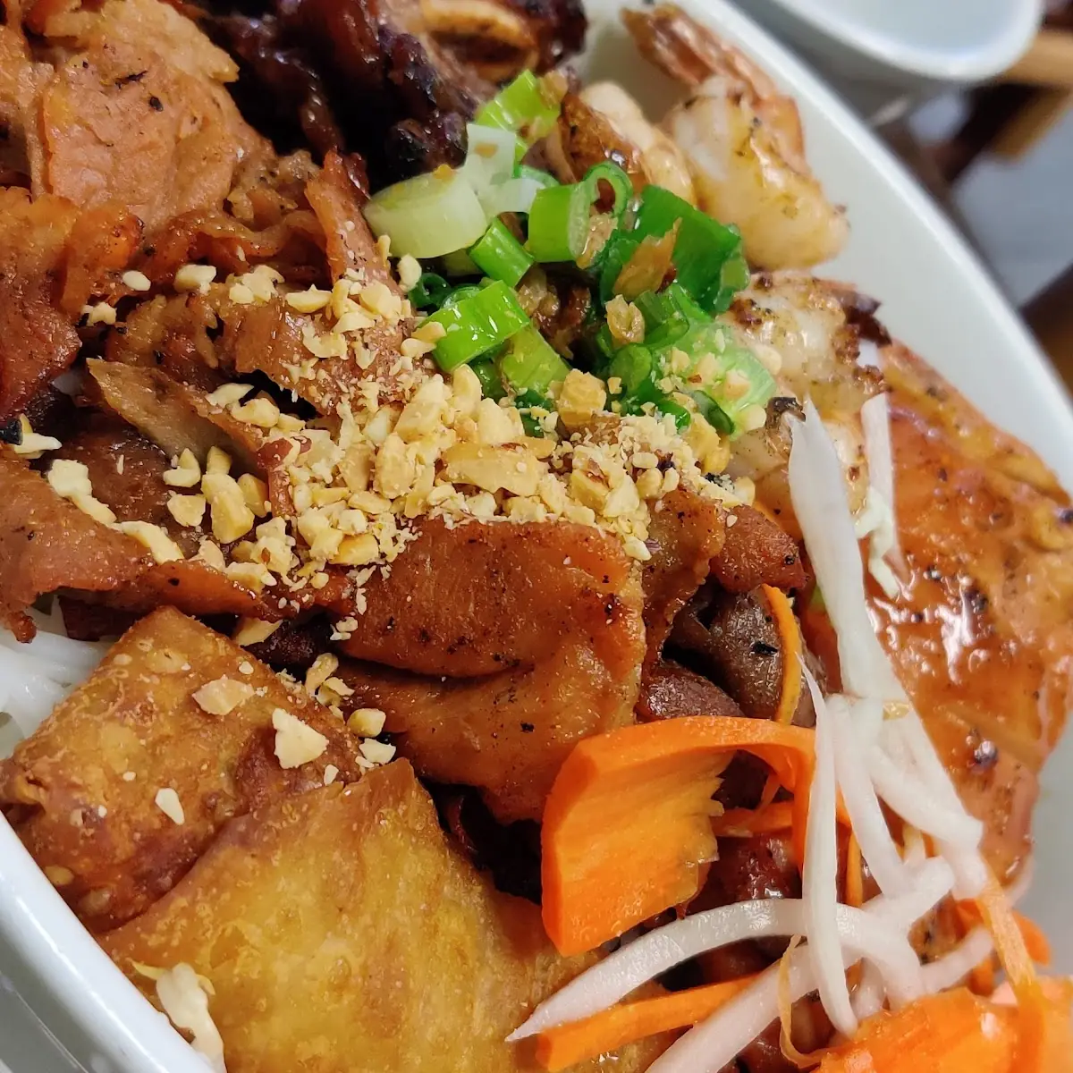 Vermicelli Noodle Bowl with Grilled Chicken
