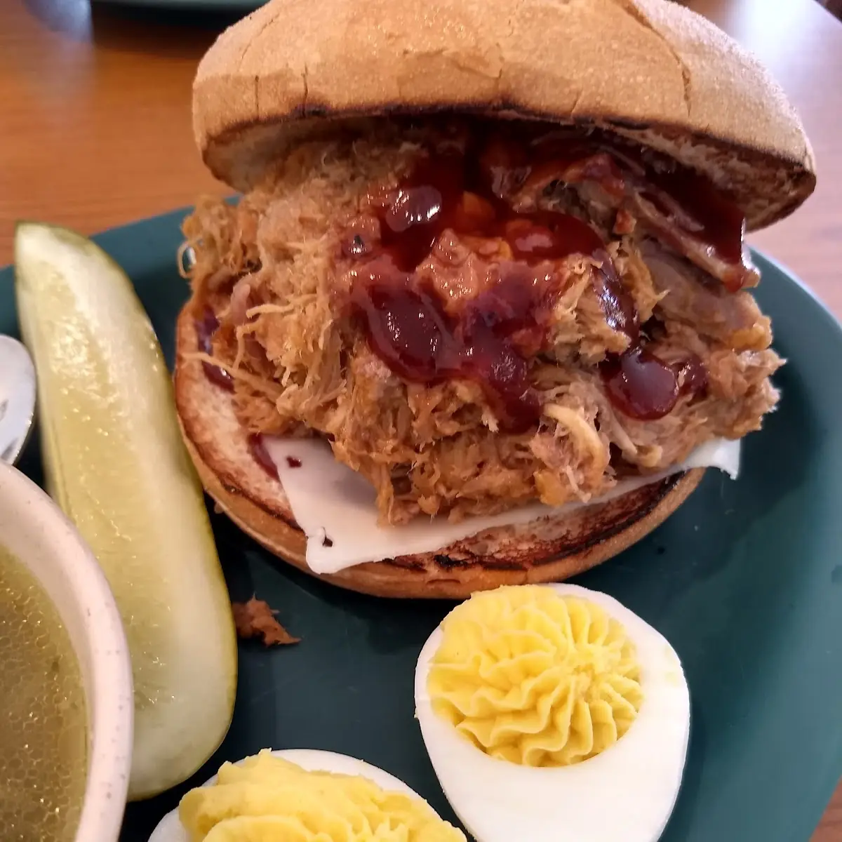 Pulled Pork Sandwich Platter