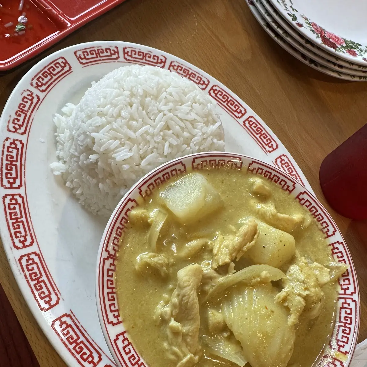 85. Mixed Seafood Red Curry