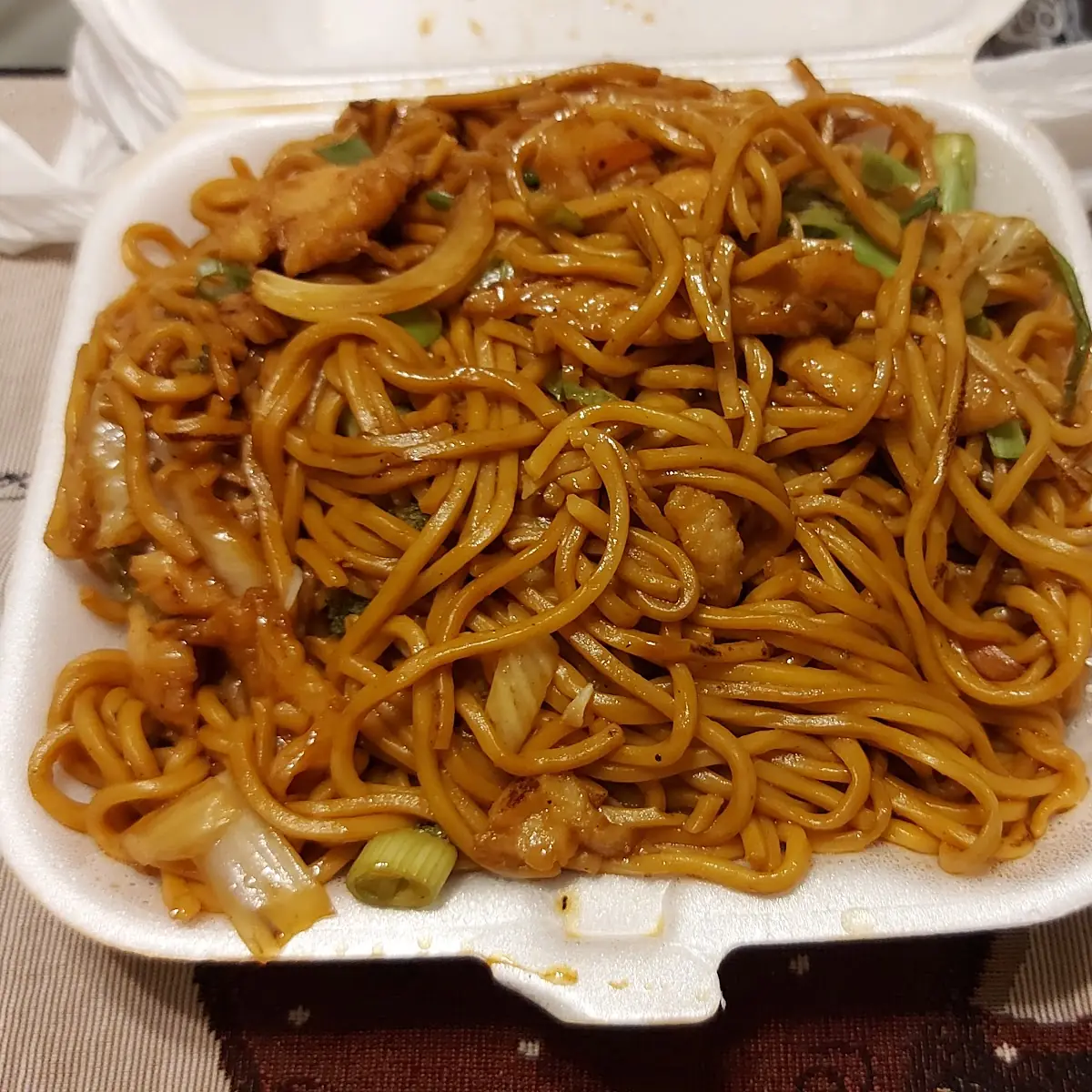 Chicken Lo Mein