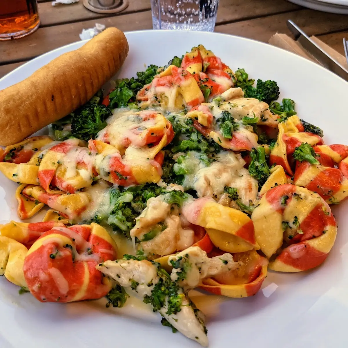 Chicken & Broccoli Alfredo Tortelloni