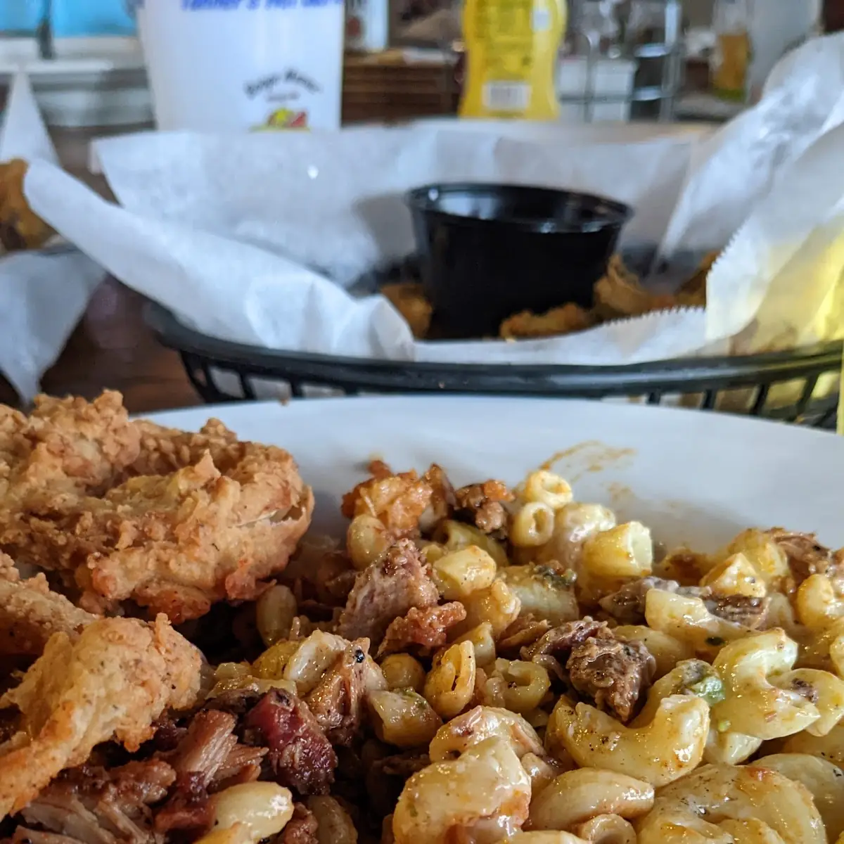 Burnt End Mac & Cheese Melt