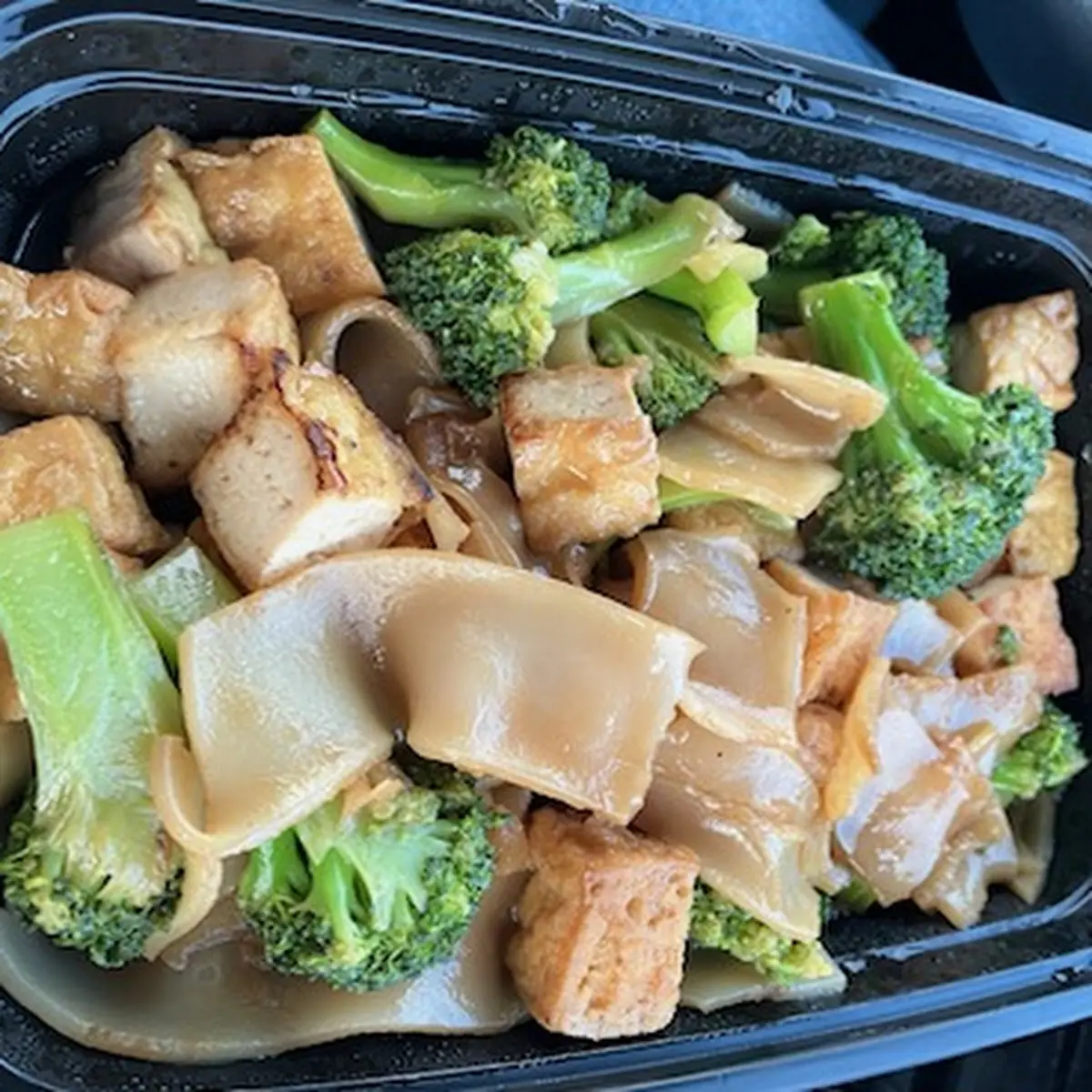 Pad See Eiw Tofu Broccoli Vegan