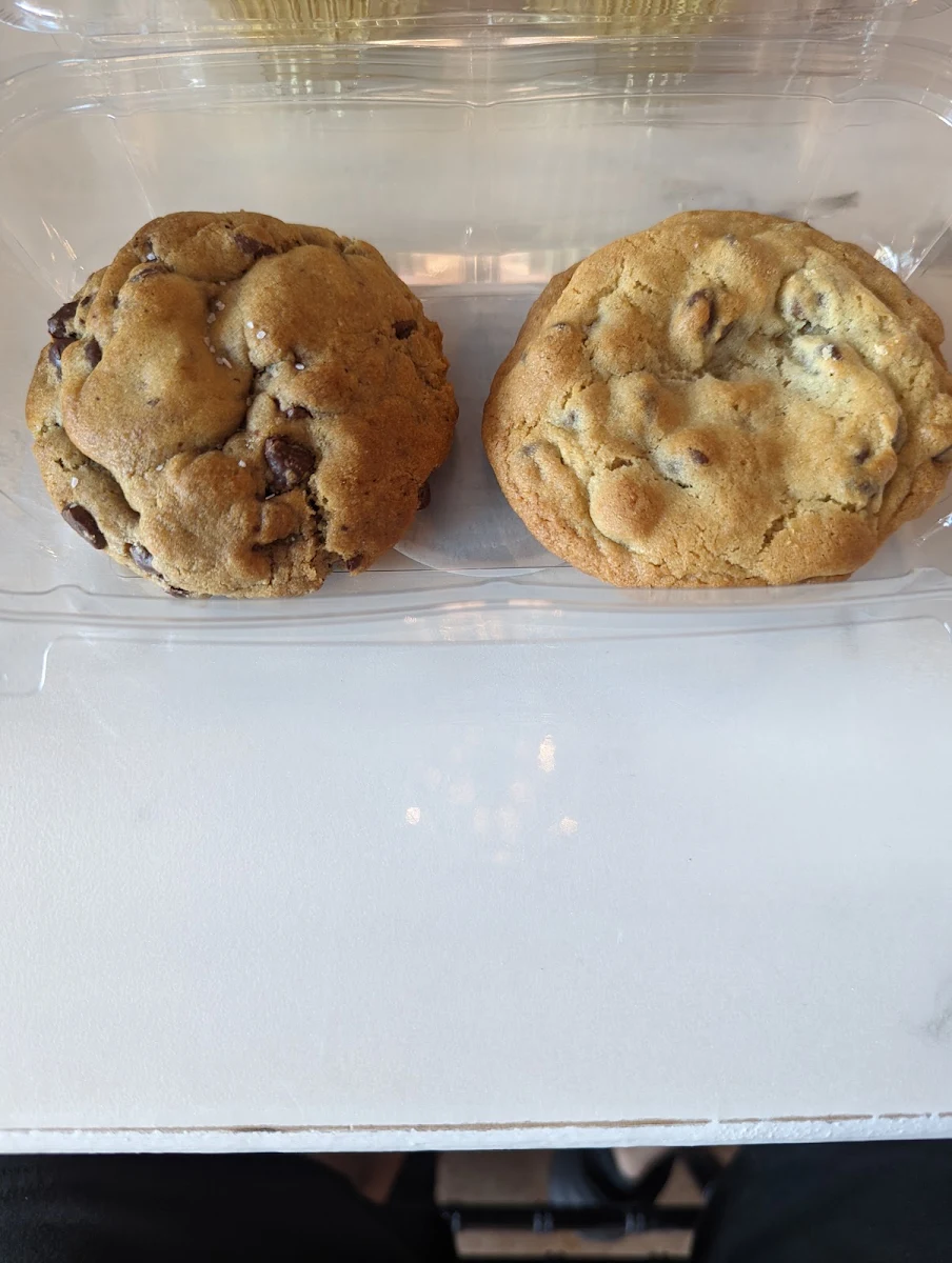 Chocolate Chip Cookie
