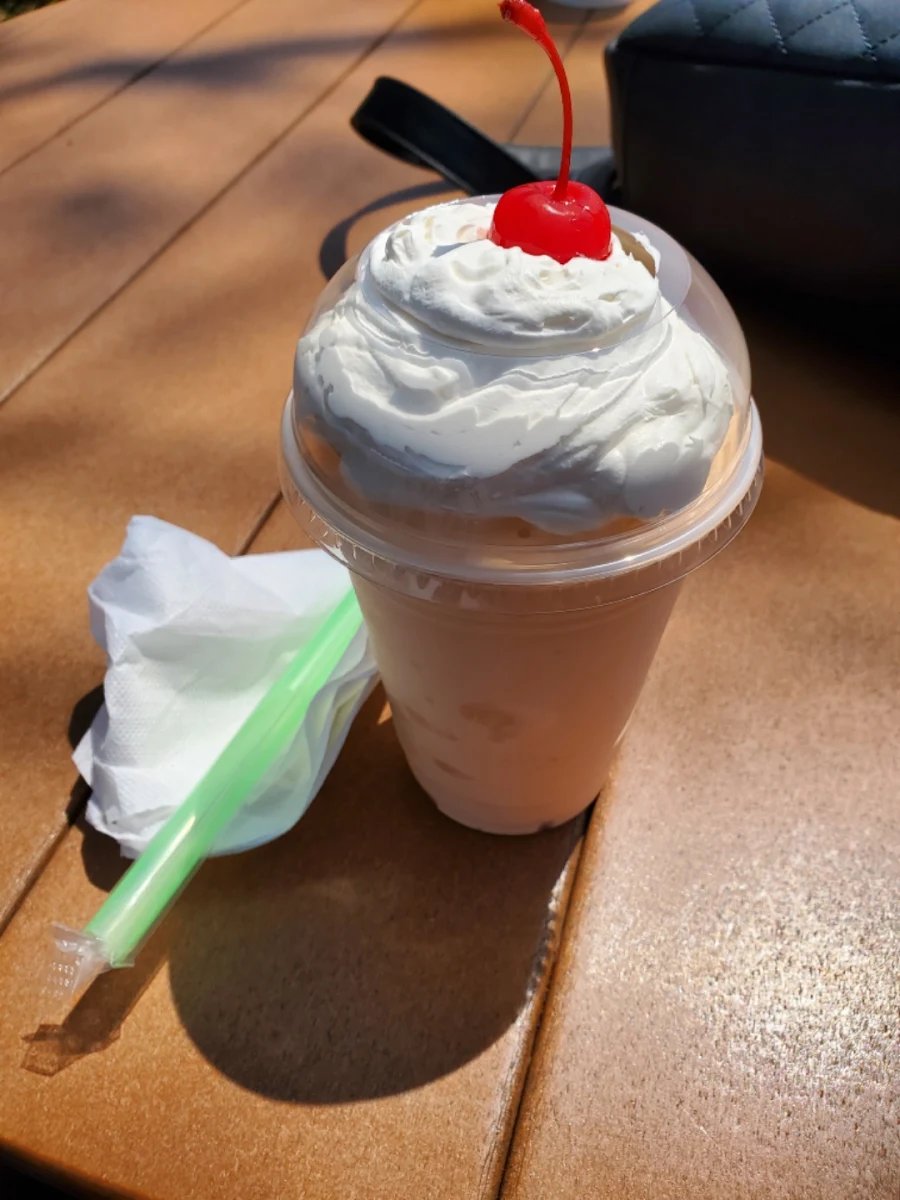 Peach Milkshake