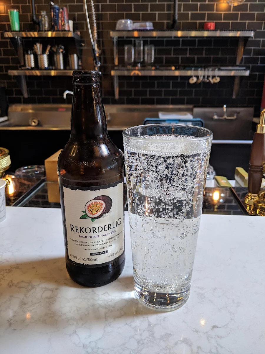 Rekorderlig Passion Fruit Hard Cider