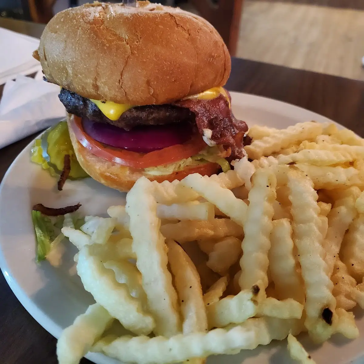 The Harvester-BBQ Chicken Bacon & Red Onion