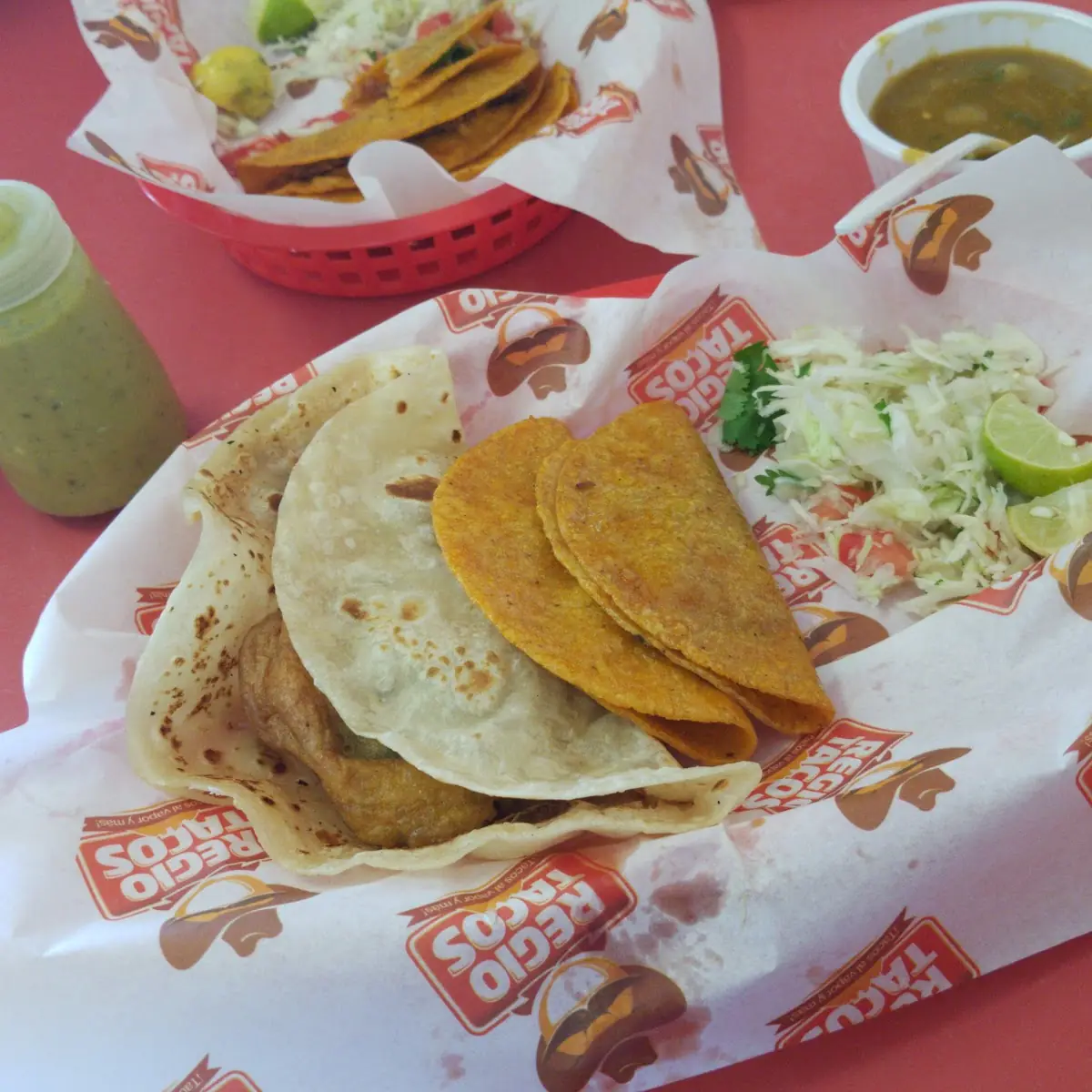 Taco de Chile Relleno de Carne