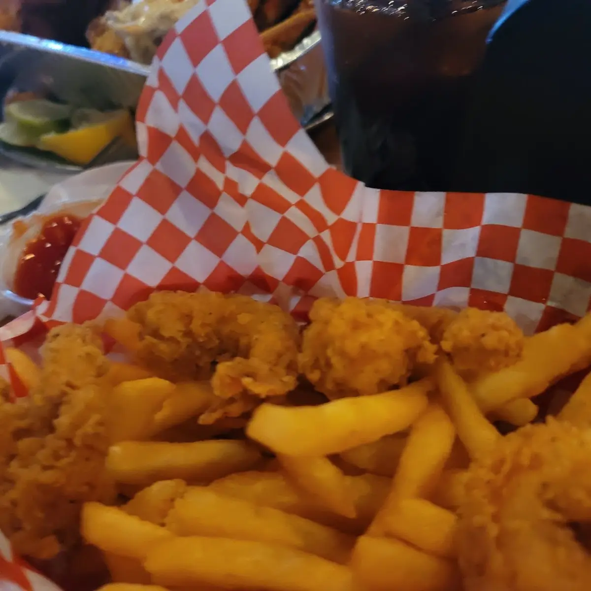 Fried Shrimp Basket with Fries