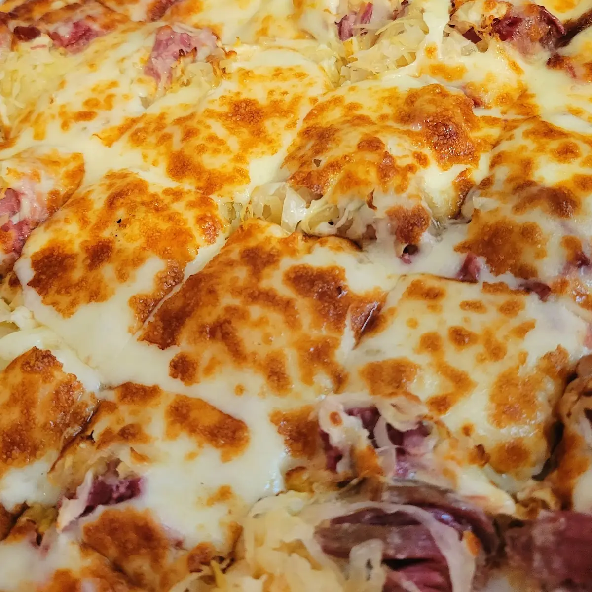 Rueben Pizza
