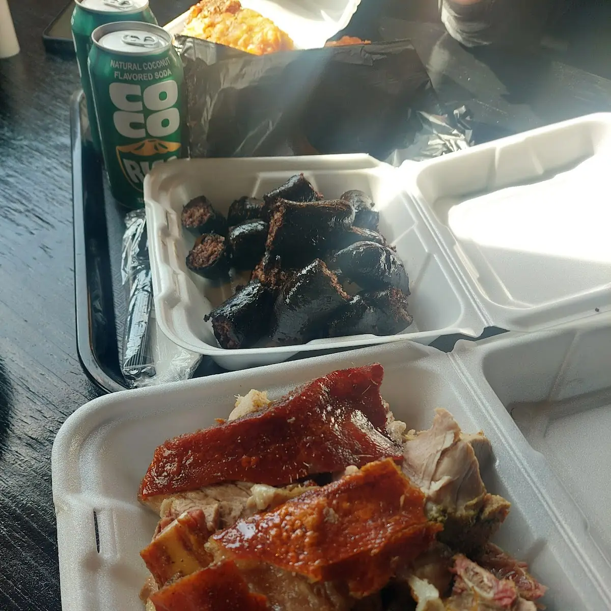 Lechón Asado Y Morcillas