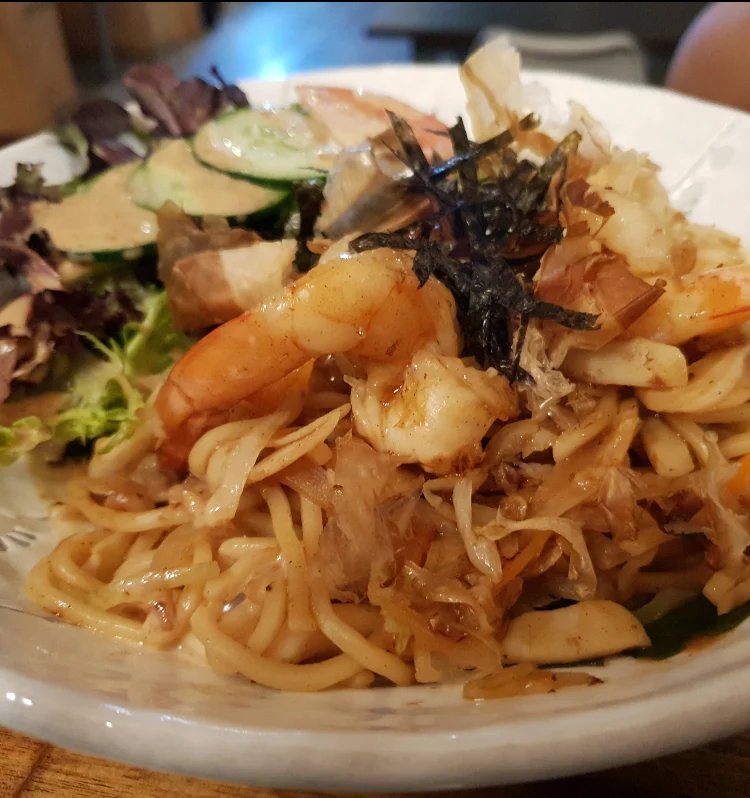 Seafood Yakisoba, Momiji