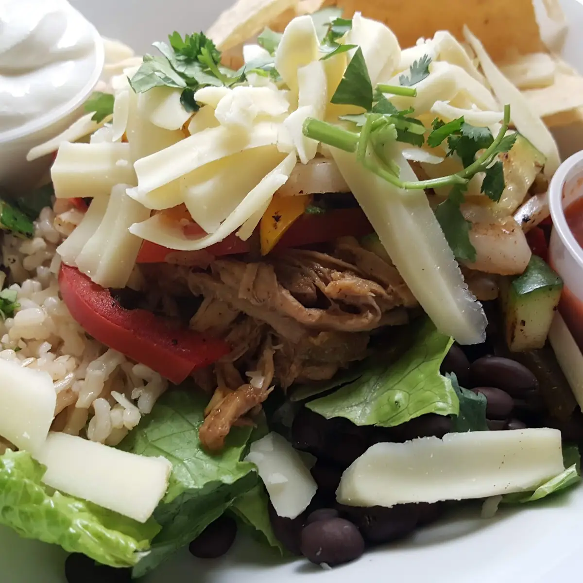 Shredded Pork Grílled Chícken Shredded Beef Vegetables