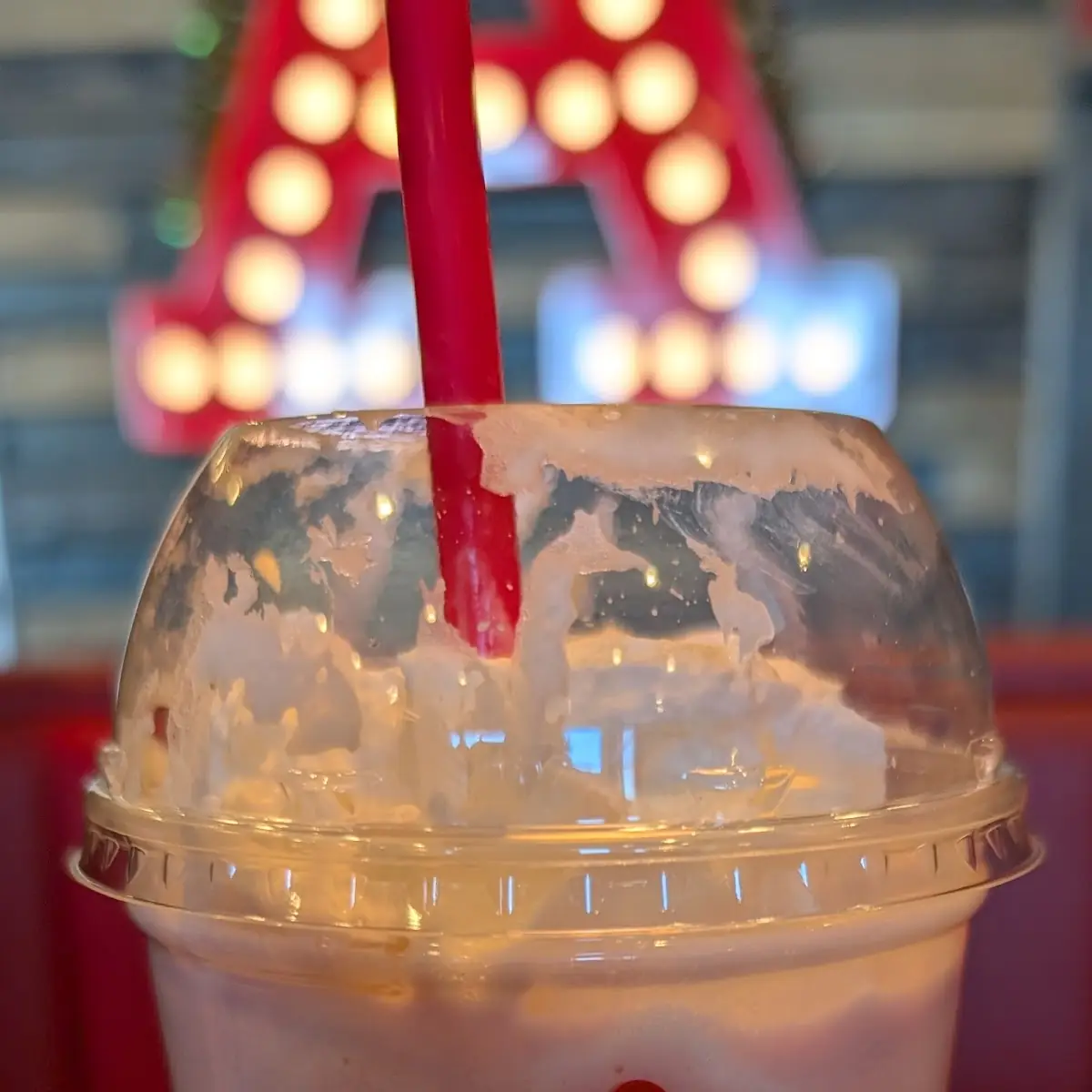 Large Strawberry Shake