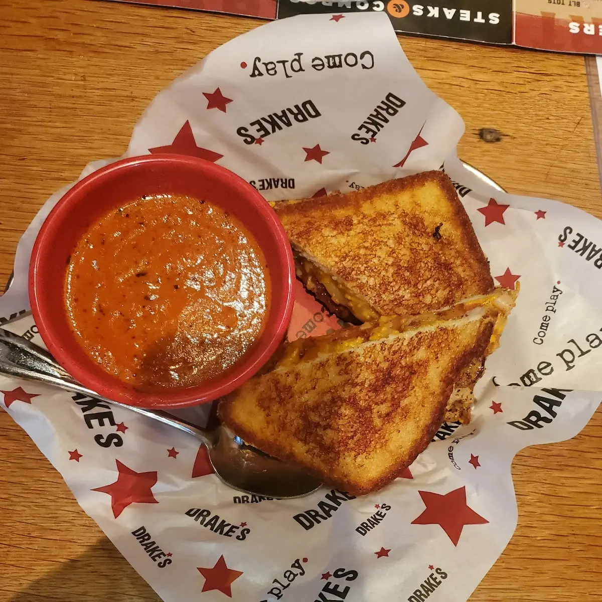 Shrimp Grilled Cheese and Tomato Bisque Soup