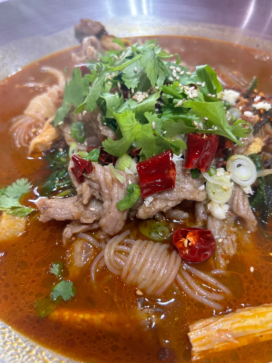 Beef Needle Mushroom with Sour Spicy Soup, Perfect Meat Bowl