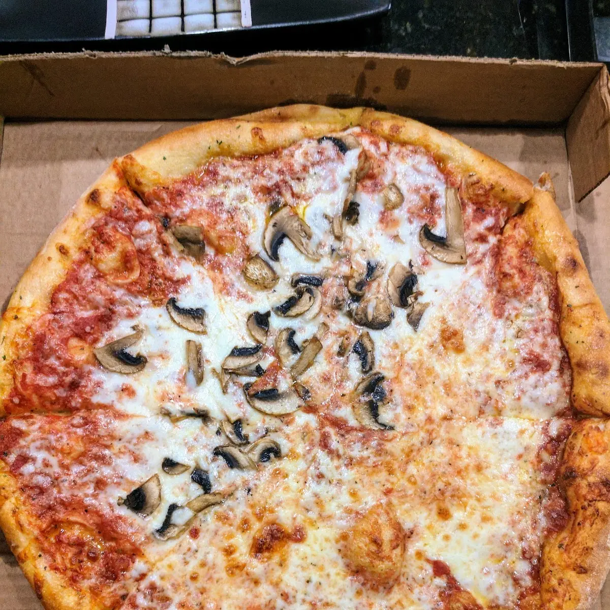 Hand Tossed New York Style Cheese Pizza