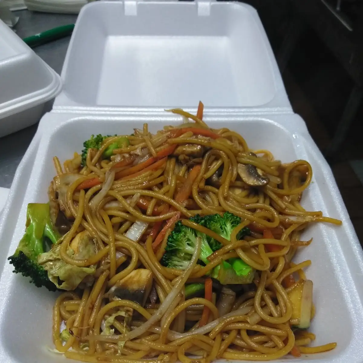 Vegetable Lo Mein