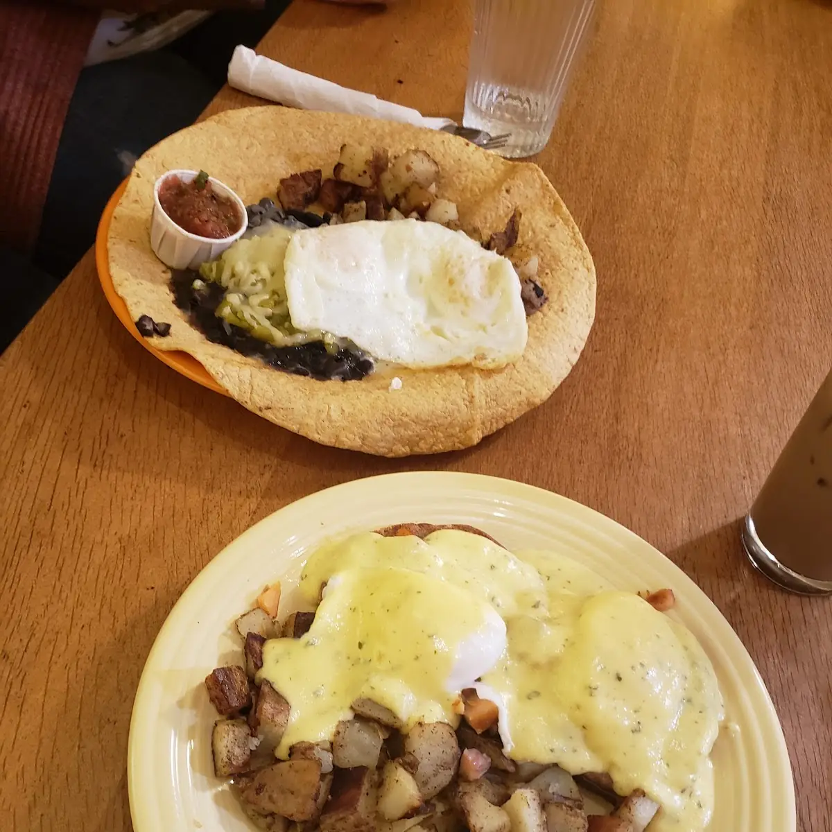 Eggs Benedict with Salmon