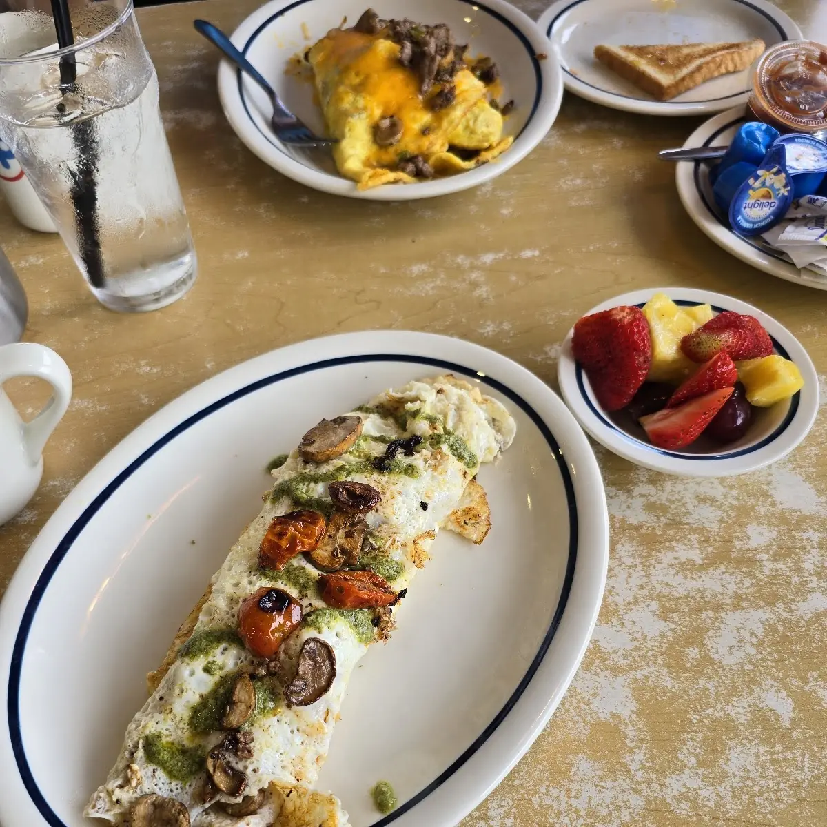Pesto Veggie Egg White