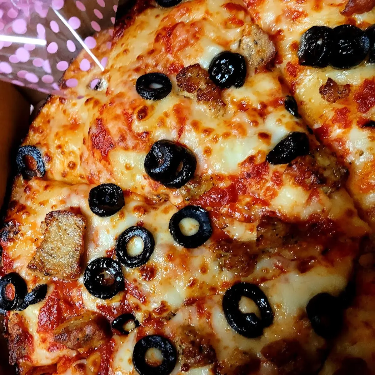 Abellas Meat Pizza
