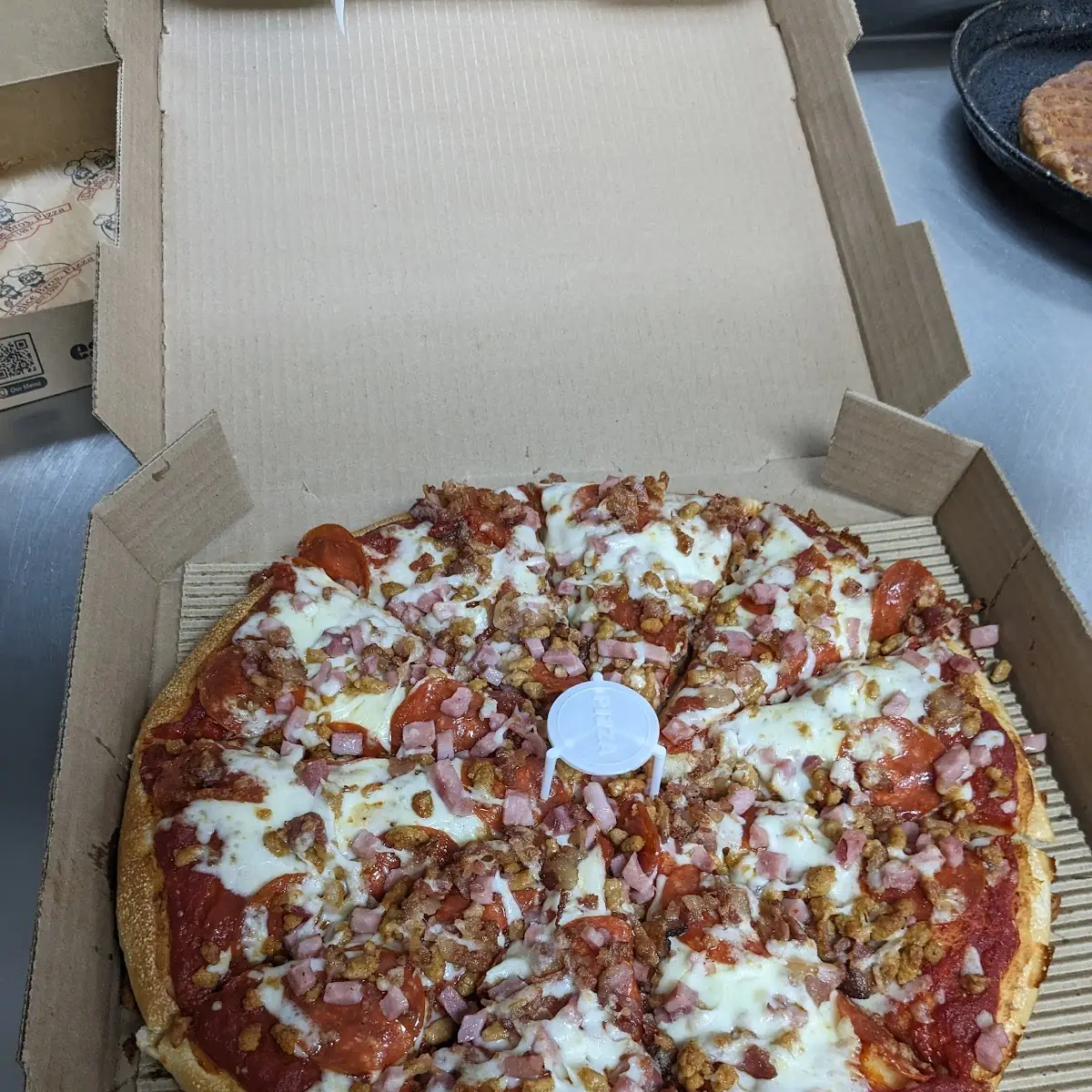 Large Mighty Meat Pizza