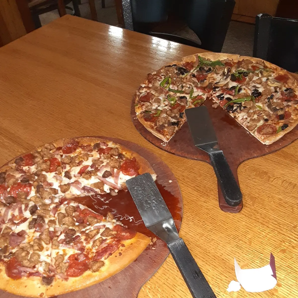 Super Supreme Pizza & Meat Lovers Pizza