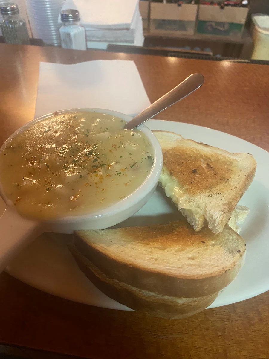 Shrimp Chowder and Grilled Cheese