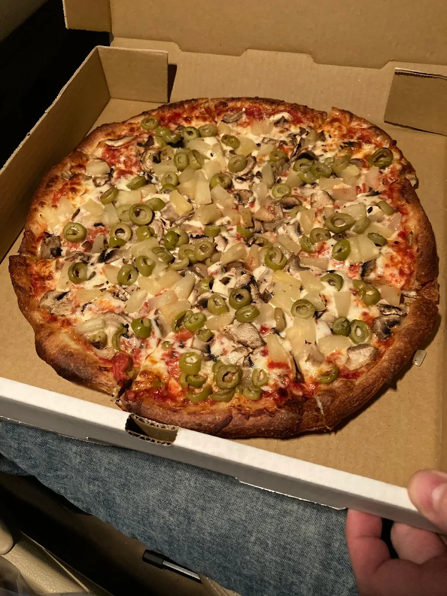 Highlights, BELMONT Country Pizza