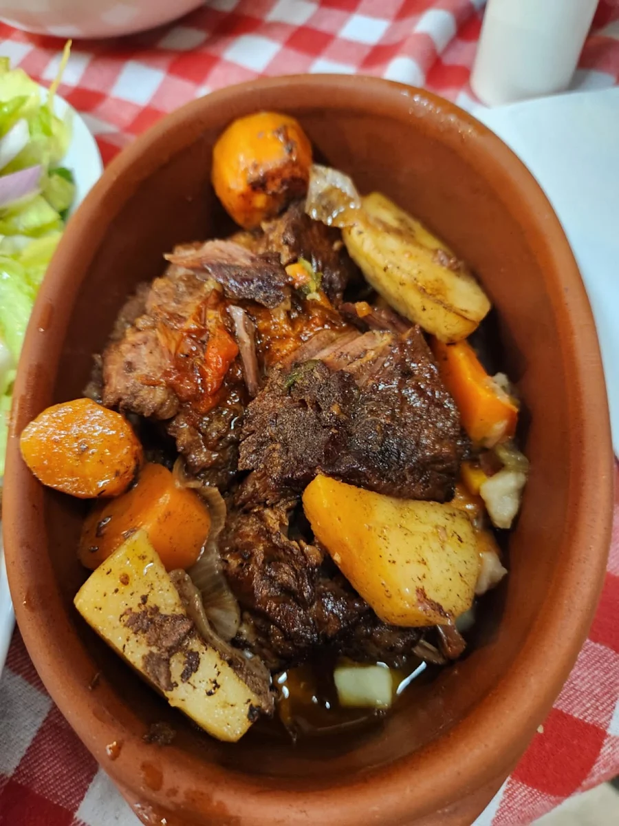 Highlights, Divini Restaurant & Cafe