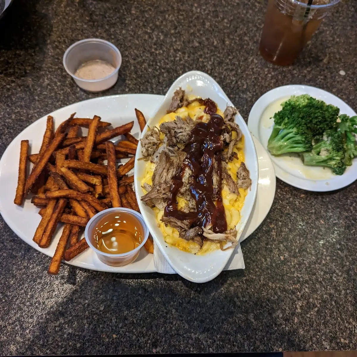 Mac and Cheese with Pulled Pork