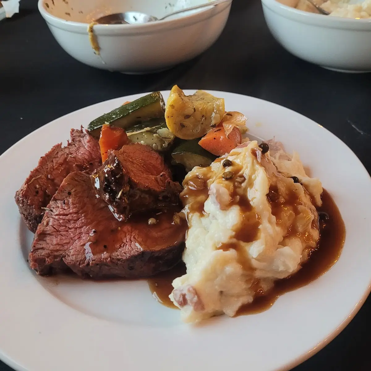 Beef Tenderloin with Roasted Veggies and Mashed Potatoes and Gravy
