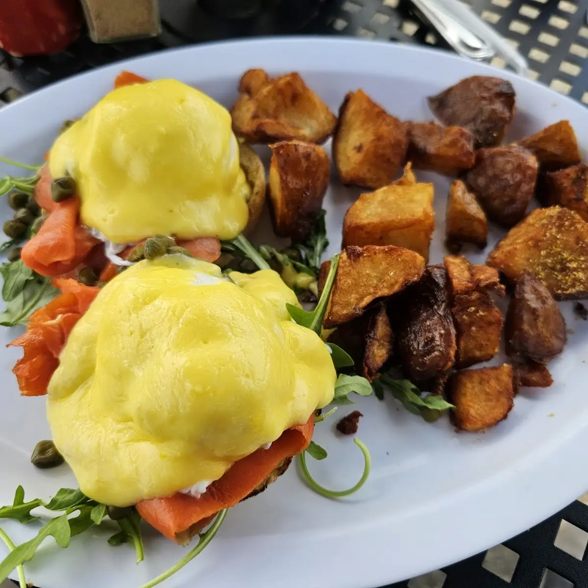 Eggs Benedict