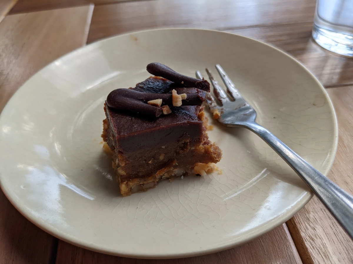 Snickers, Gun Cotton Coffee Roasters