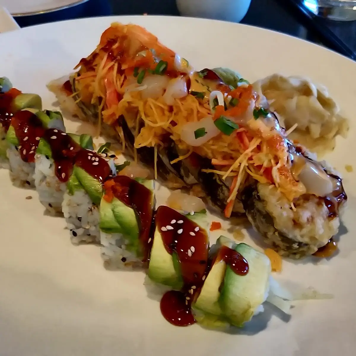 Avacado Eel Roll