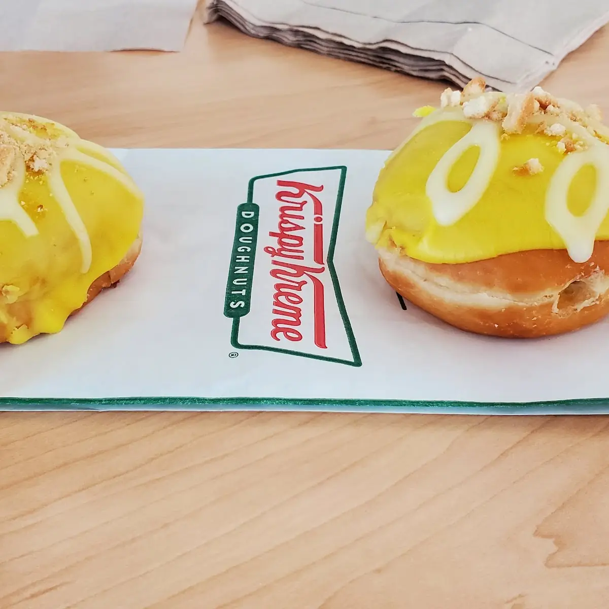 Dolly Parton Banana Pudding Donuts