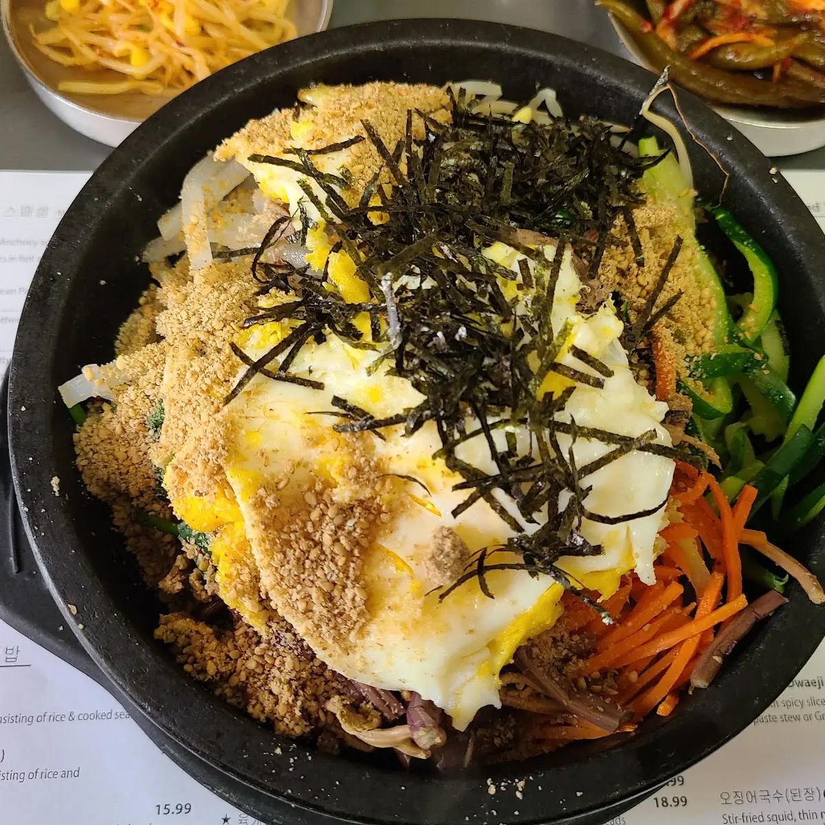 Haemul Dolsot Bibimbap