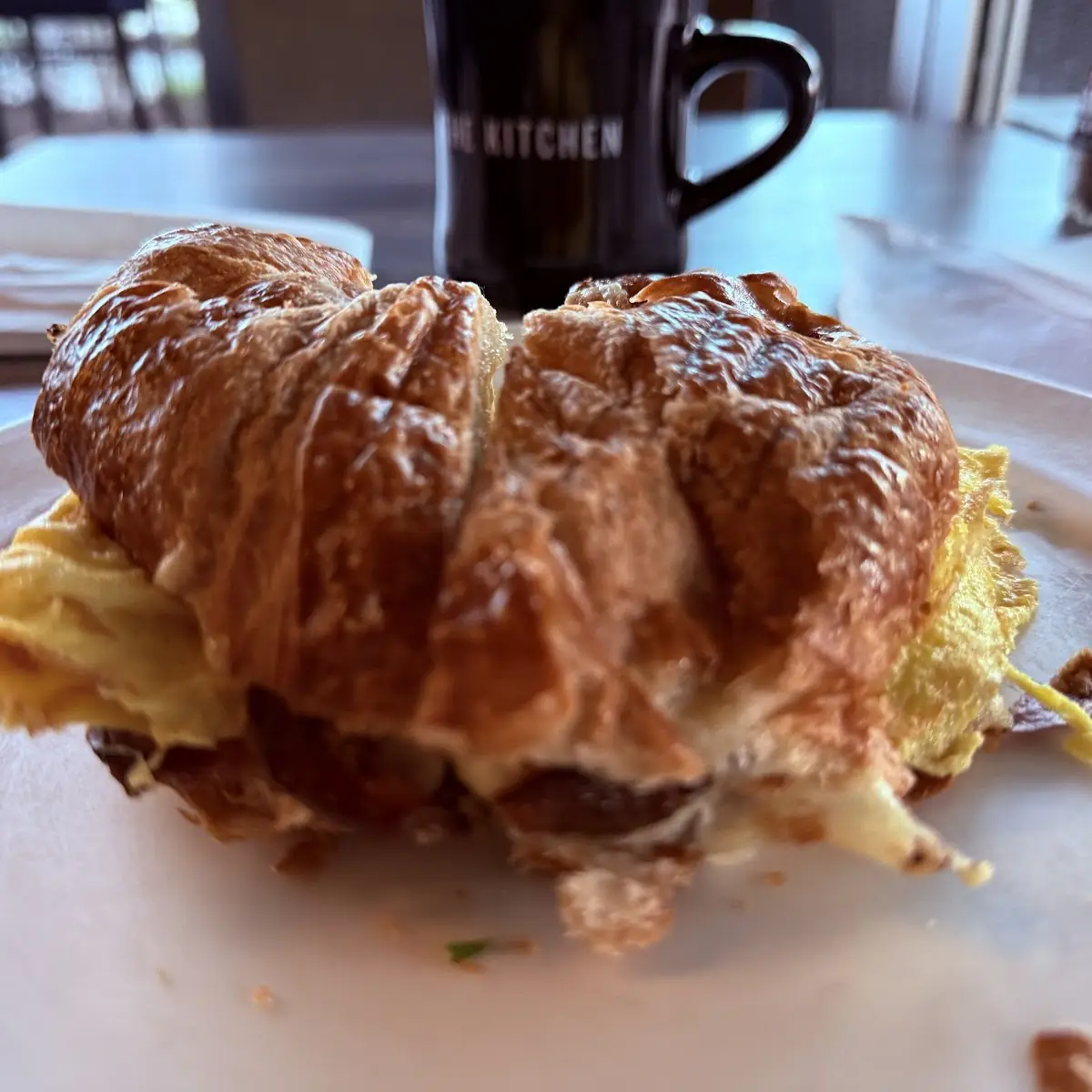 Croissant Bacon & Egg