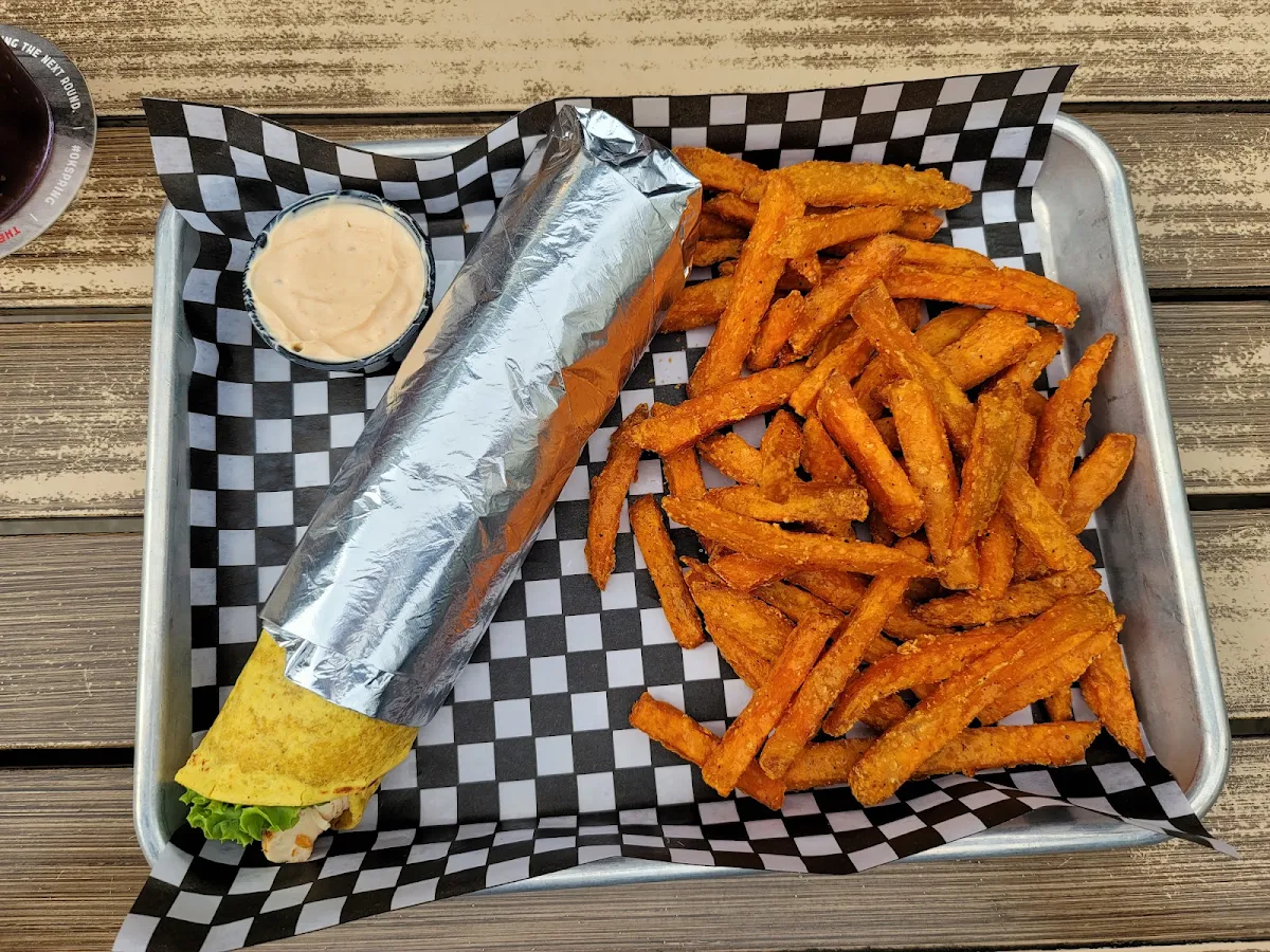 Curry Wrap & Yam Fries, Wildcat Grill